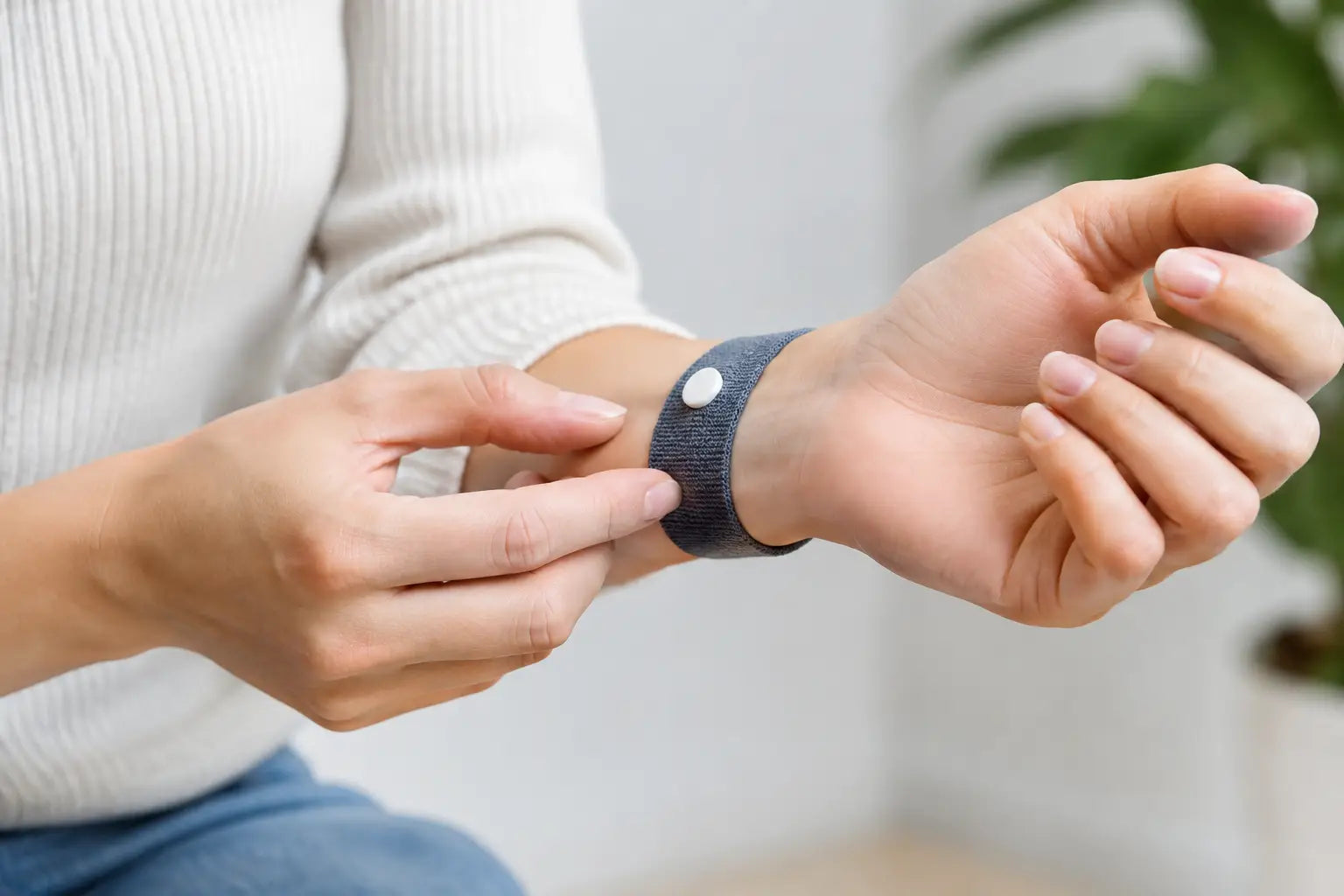 Where Should Nausea Bands Sit on Your Wrist?