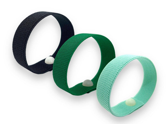 Acupressure Snap Bracelets – Rubber Band Snap Bracelet – Stress and Focus Relief – 3 Pack by AcuBracelet